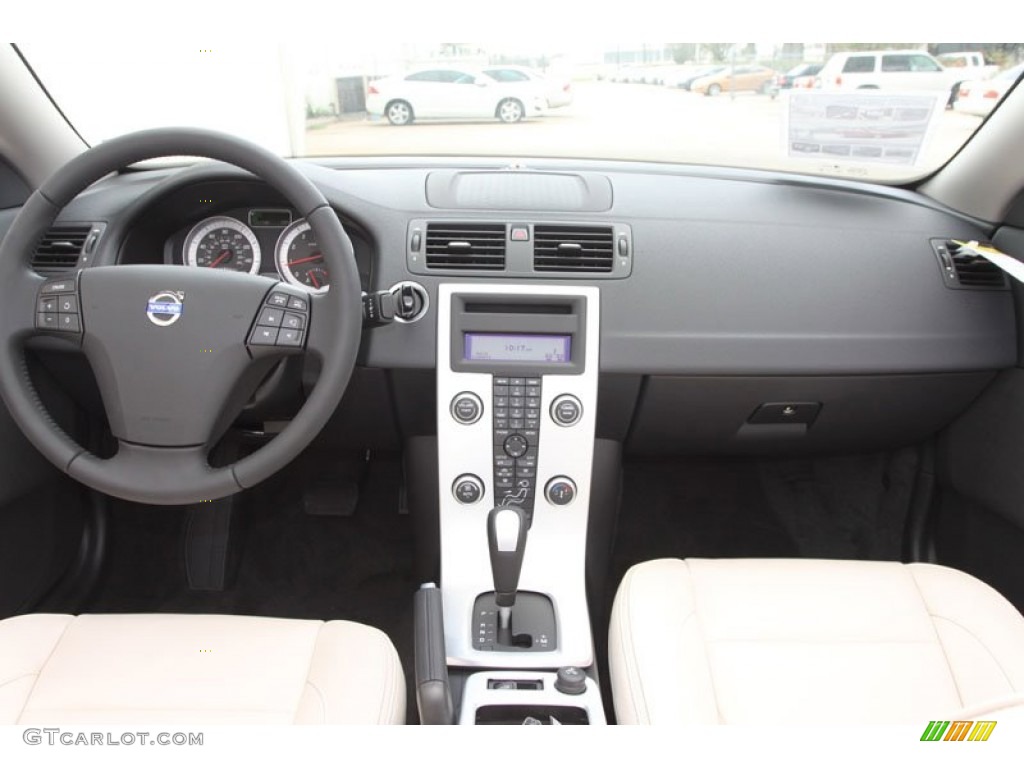 2012 Volvo C70 T5 Calcite/Off Black Dashboard Photo #59327661