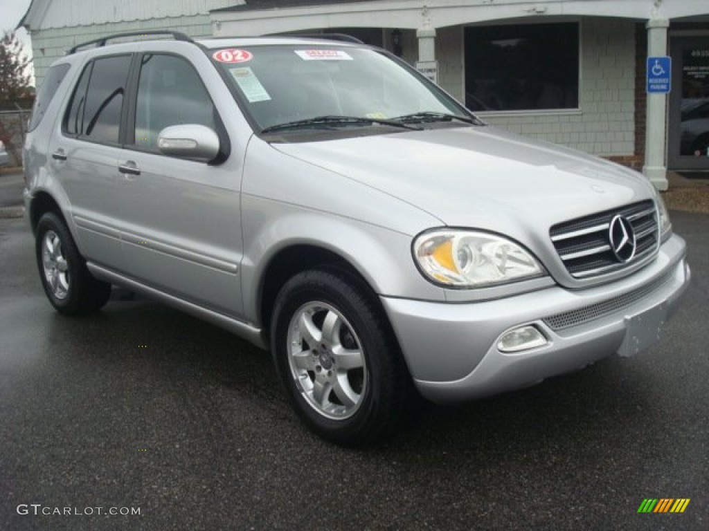 2002 ML 500 4Matic - Brilliant Silver Metallic / Ash photo #7