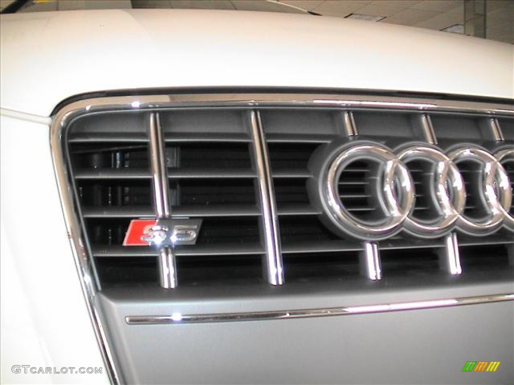 2011 S5 4.2 FSI quattro Coupe - Ibis White / Black Silk Nappa Leather photo #6