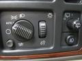 White Diamond - Escalade ESV AWD Photo No. 47