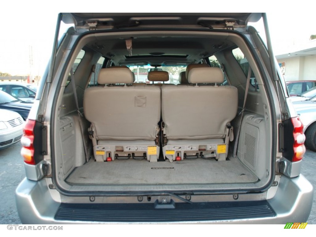 2001 Toyota Sequoia SR5 Trunk Photo #59336167