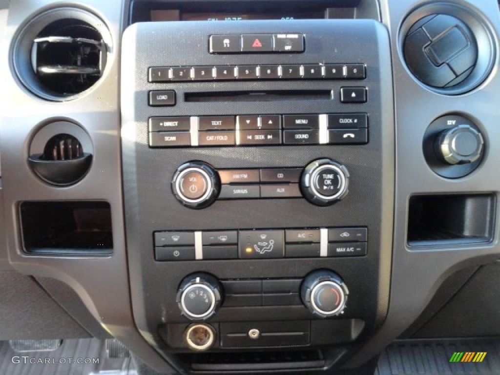 2009 Ford F150 STX SuperCab 4x4 Controls Photo #59338081