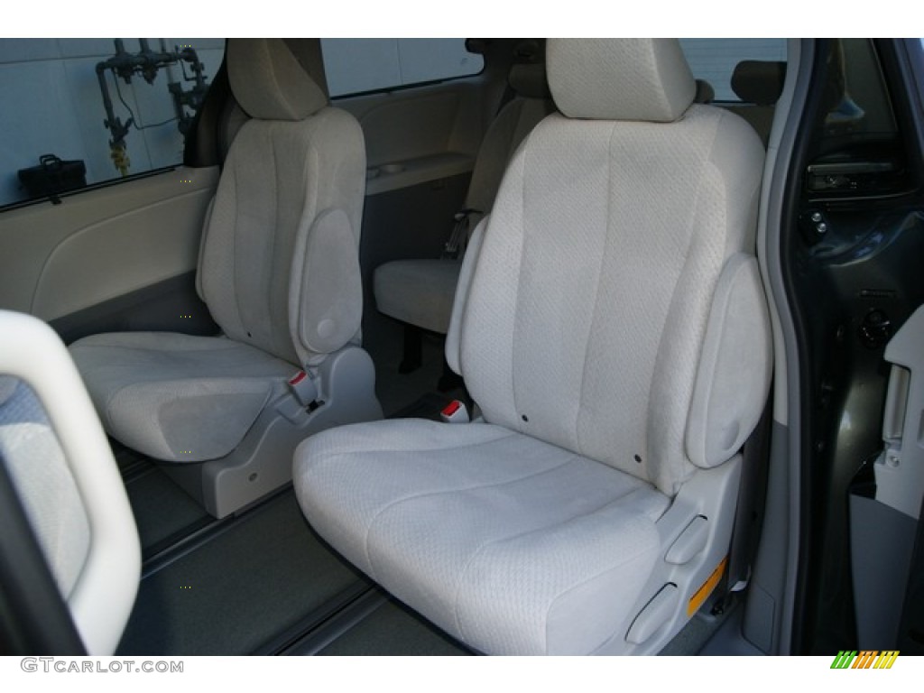 Light Gray Interior 2012 Toyota Sienna LE AWD Photo #59338663