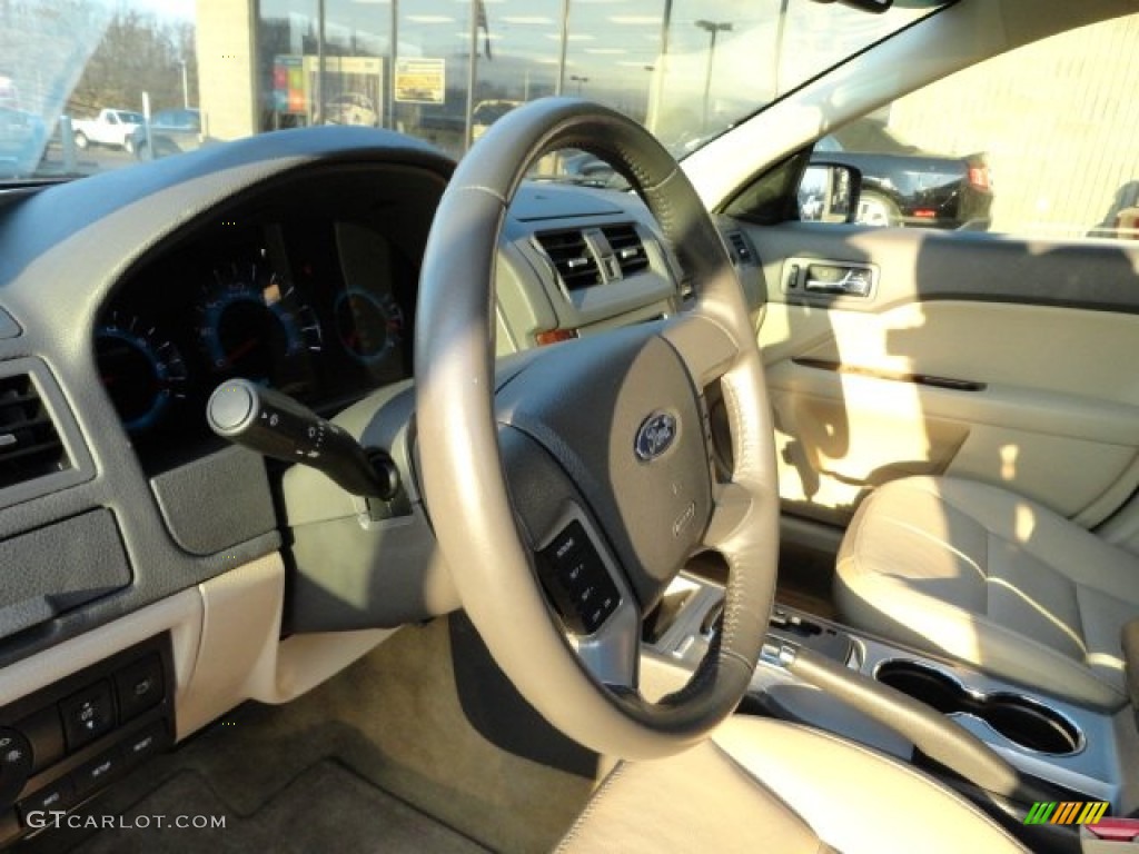 2010 Fusion SEL V6 AWD - Sangria Red Metallic / Camel photo #16