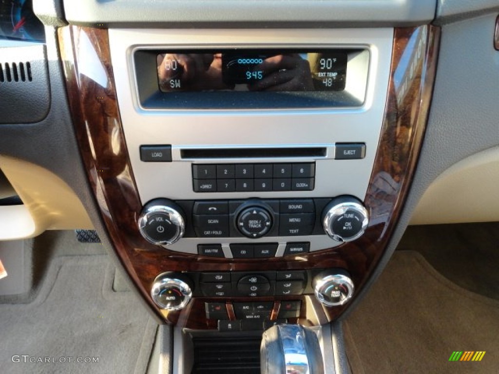 2010 Ford Fusion SEL V6 AWD Controls Photo #59338777