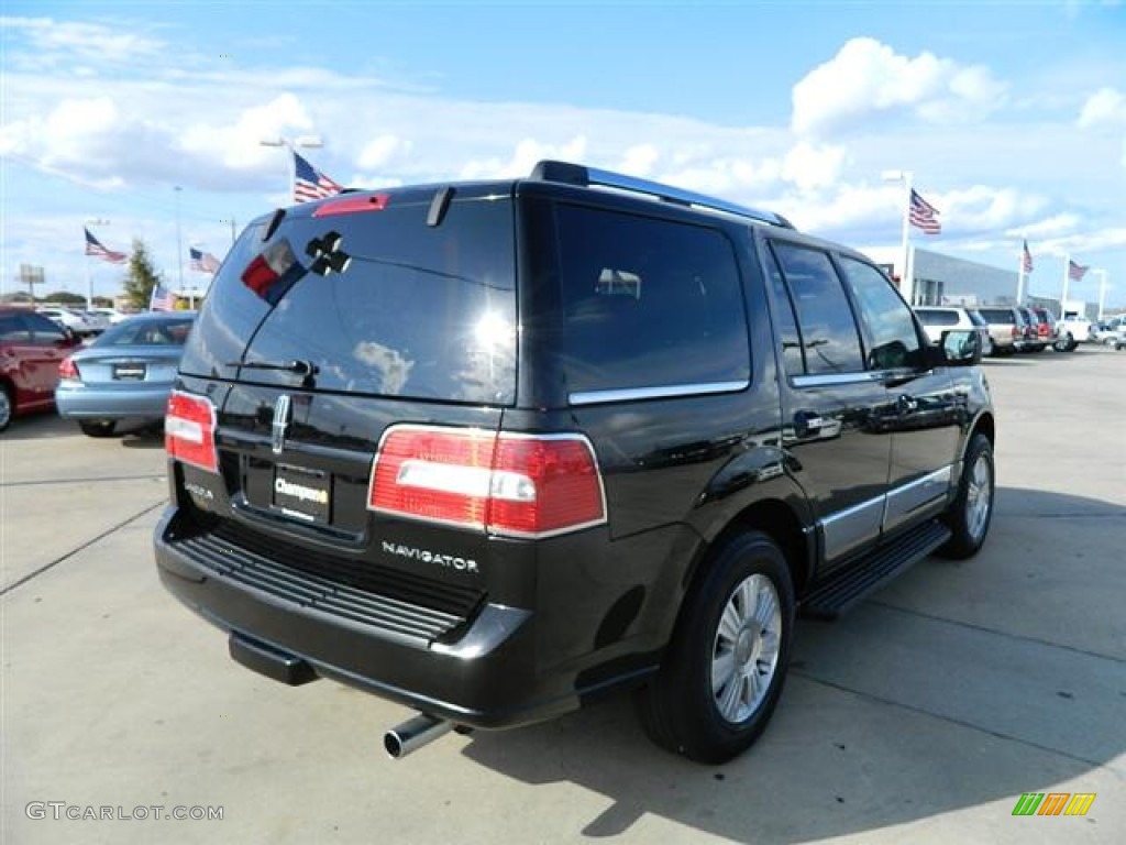 2008 Navigator Luxury - Black / Charcoal Black photo #5