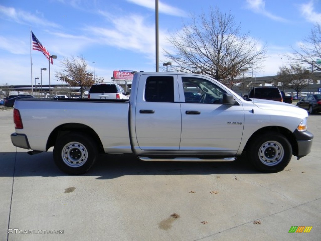 2010 Ram 1500 ST Quad Cab - Bright Silver Metallic / Dark Slate/Medium Graystone photo #3