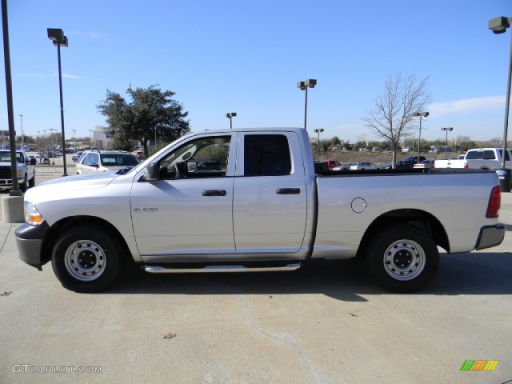 2010 Ram 1500 ST Quad Cab - Bright Silver Metallic / Dark Slate/Medium Graystone photo #5