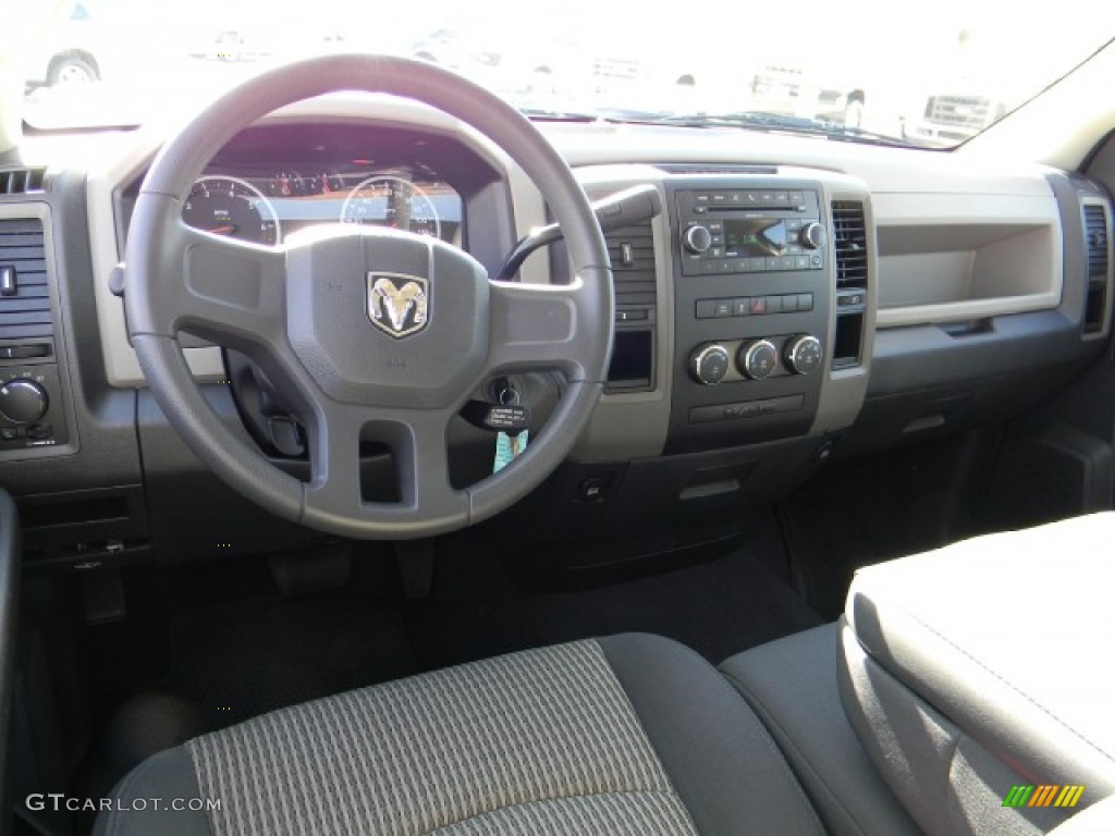 2010 Ram 1500 ST Quad Cab - Bright Silver Metallic / Dark Slate/Medium Graystone photo #8