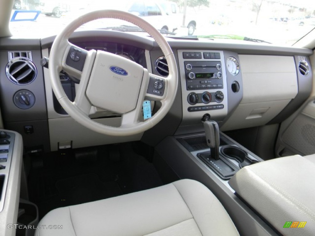 2010 Ford Expedition XLT Dashboard Photos