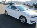 Super White - Camry SE Photo No. 4