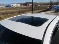 Super White - Camry SE Photo No. 5