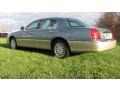 Light Tundra Metallic 2005 Lincoln Town Car Signature Exterior