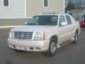 White Diamond - Escalade EXT AWD Photo No. 4