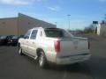 White Diamond - Escalade EXT AWD Photo No. 6