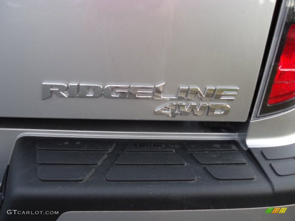 2012 Honda Ridgeline Sport Marks and Logos Photos
