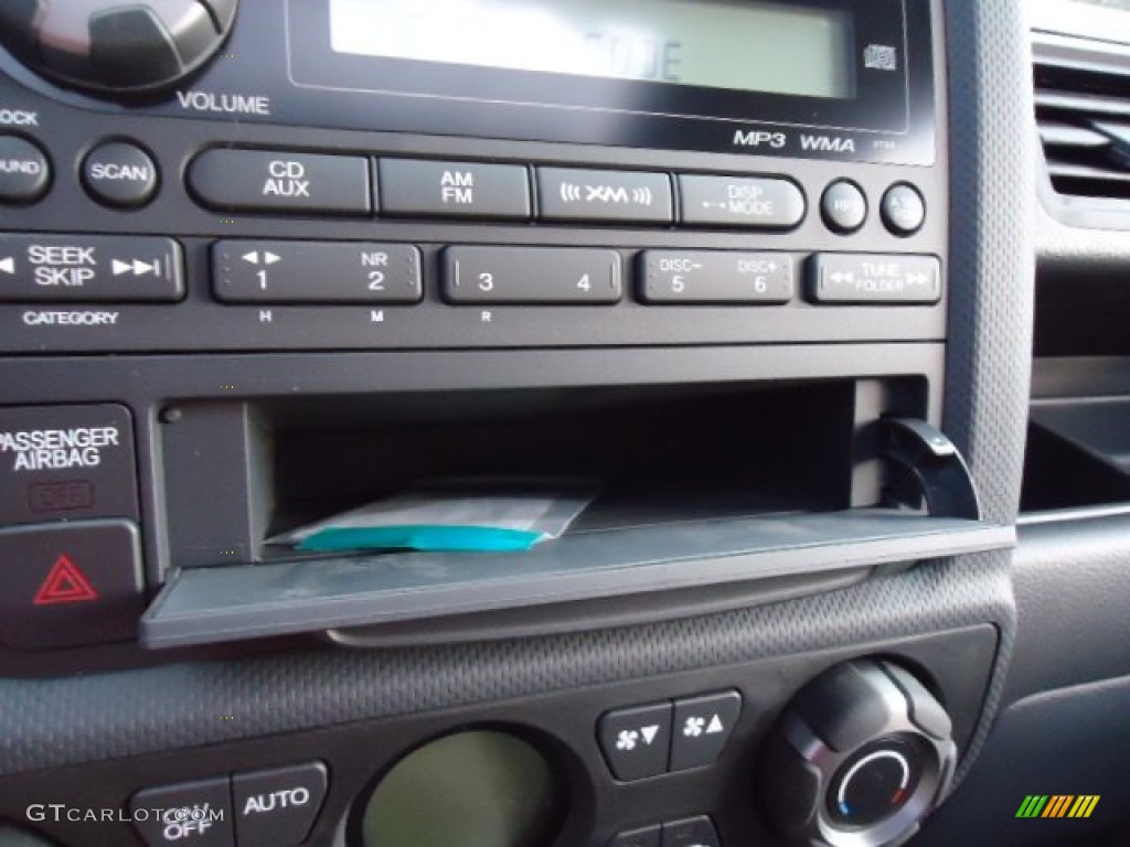 2012 Honda Ridgeline RTL Controls Photo #59354434