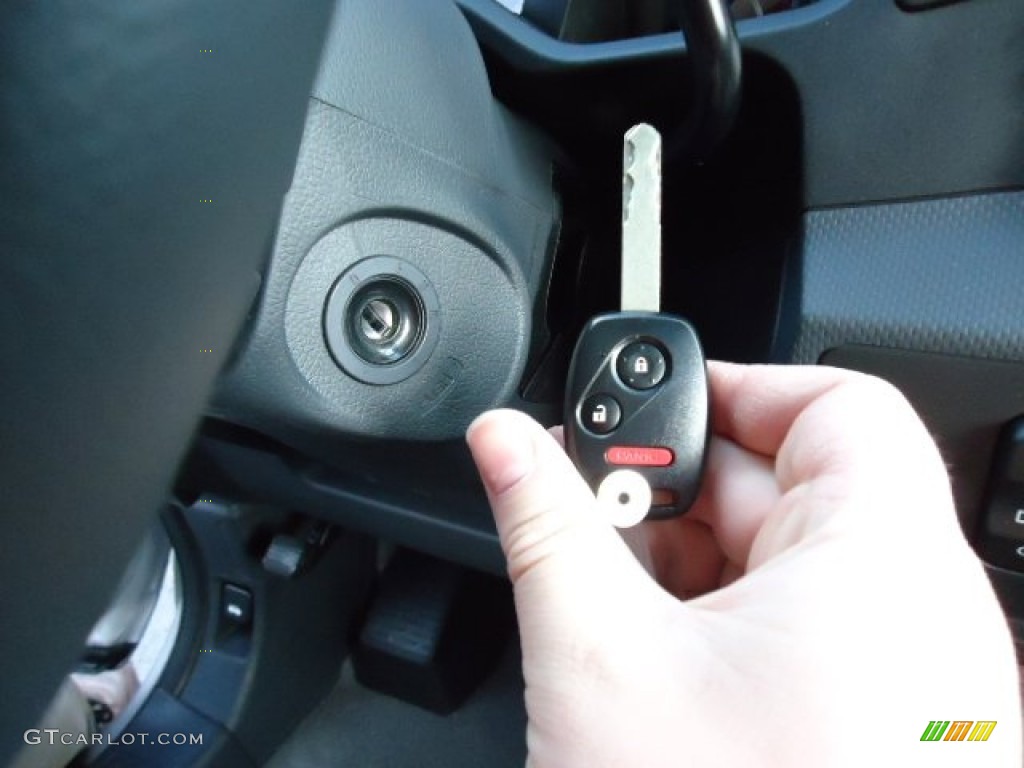 2012 Honda Ridgeline RTL Keys Photo #59354545
