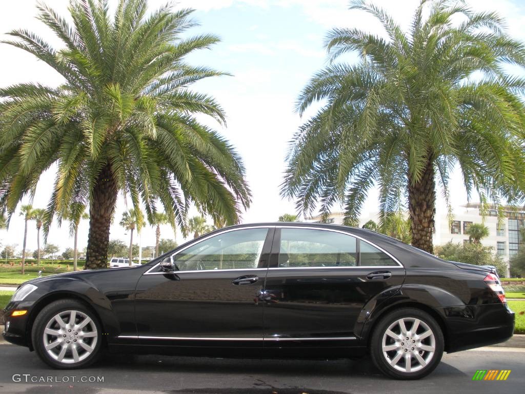 2007 S 550 Sedan - Black / Black photo #1