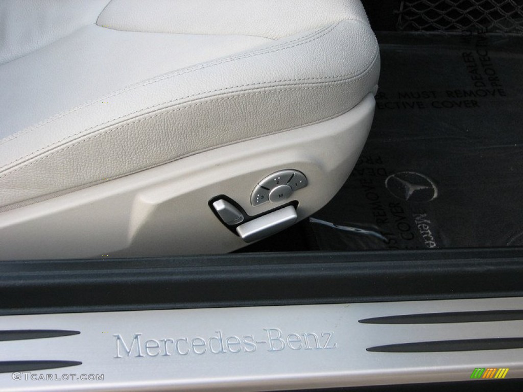 2006 Mercedes-Benz SLK 280 Roadster Controls Photo #59355157