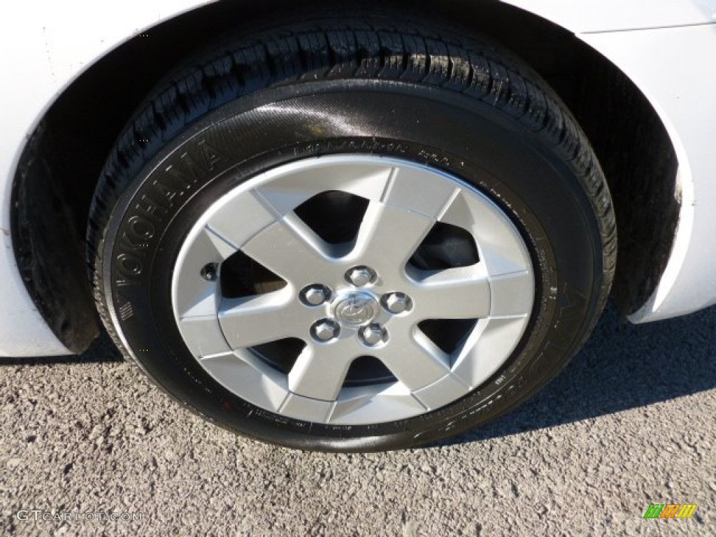 2005 Prius Hybrid - Super White / Gray/Burgundy photo #13