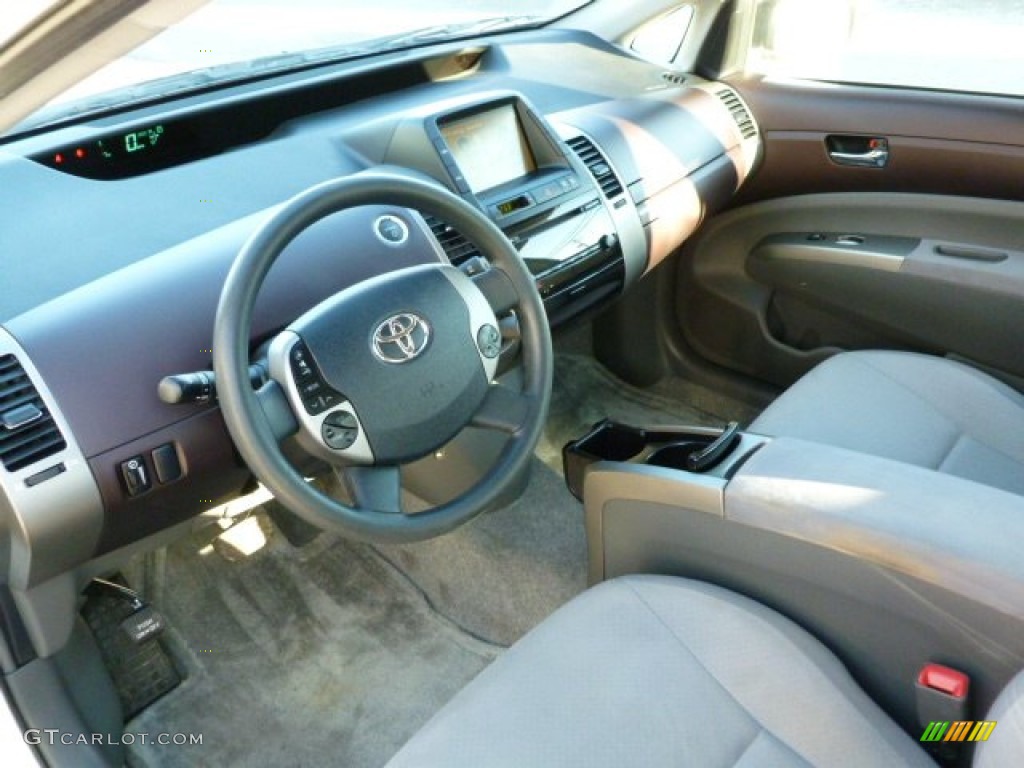 2005 Prius Hybrid - Super White / Gray/Burgundy photo #16