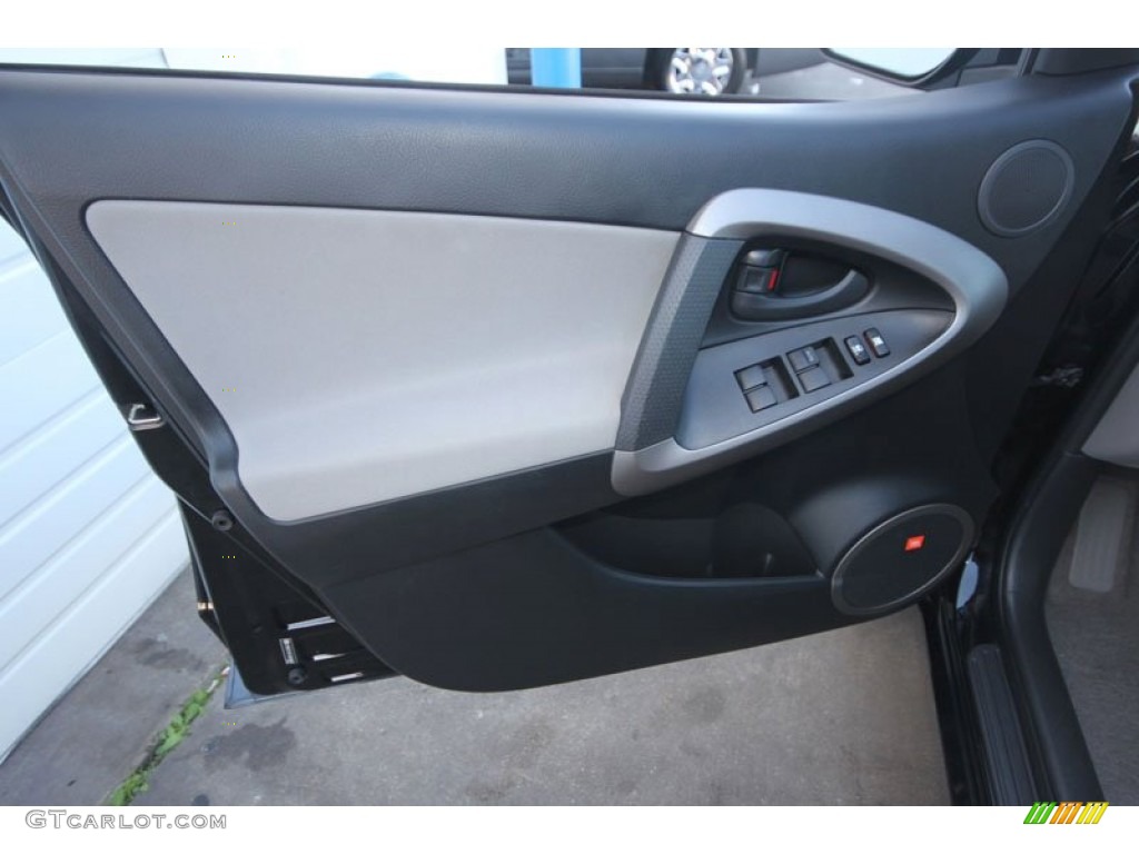 2007 Toyota RAV4 Limited Ash Gray Door Panel Photo #59360244