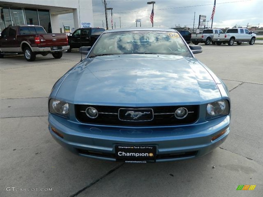 2006 Mustang V6 Premium Coupe - Windveil Blue Metallic / Dark Charcoal photo #2