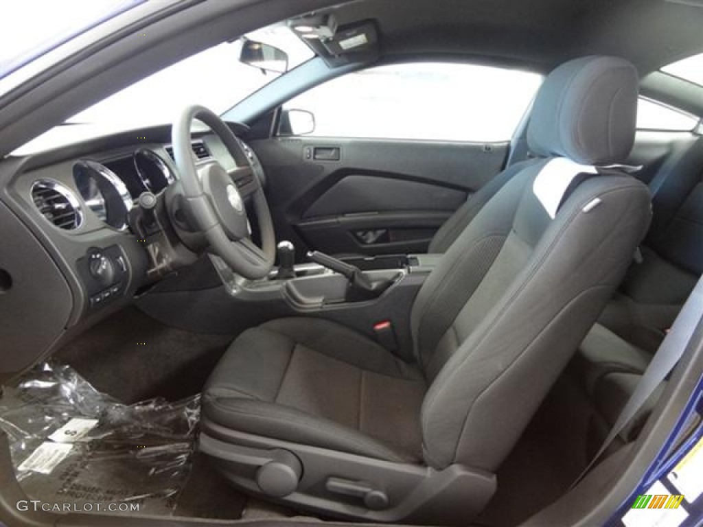 Charcoal Black Interior 2012 Ford Mustang V6 Coupe Photo #59361642