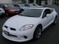 Northstar White - Eclipse SE Coupe Photo No. 1