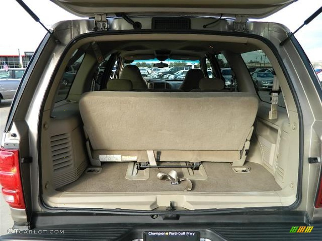 2001 Expedition XLT - Arizona Beige Metallic / Medium Parchment photo #8