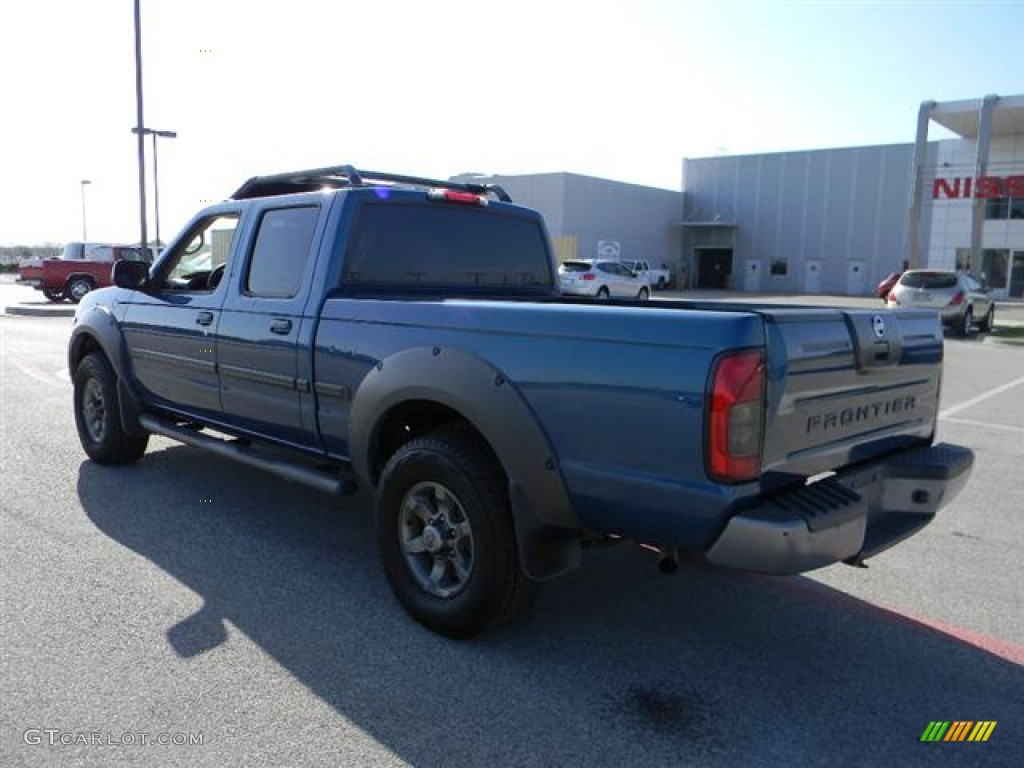 2002 Frontier XE Crew Cab - Just Blue Metallic / Charcoal photo #7