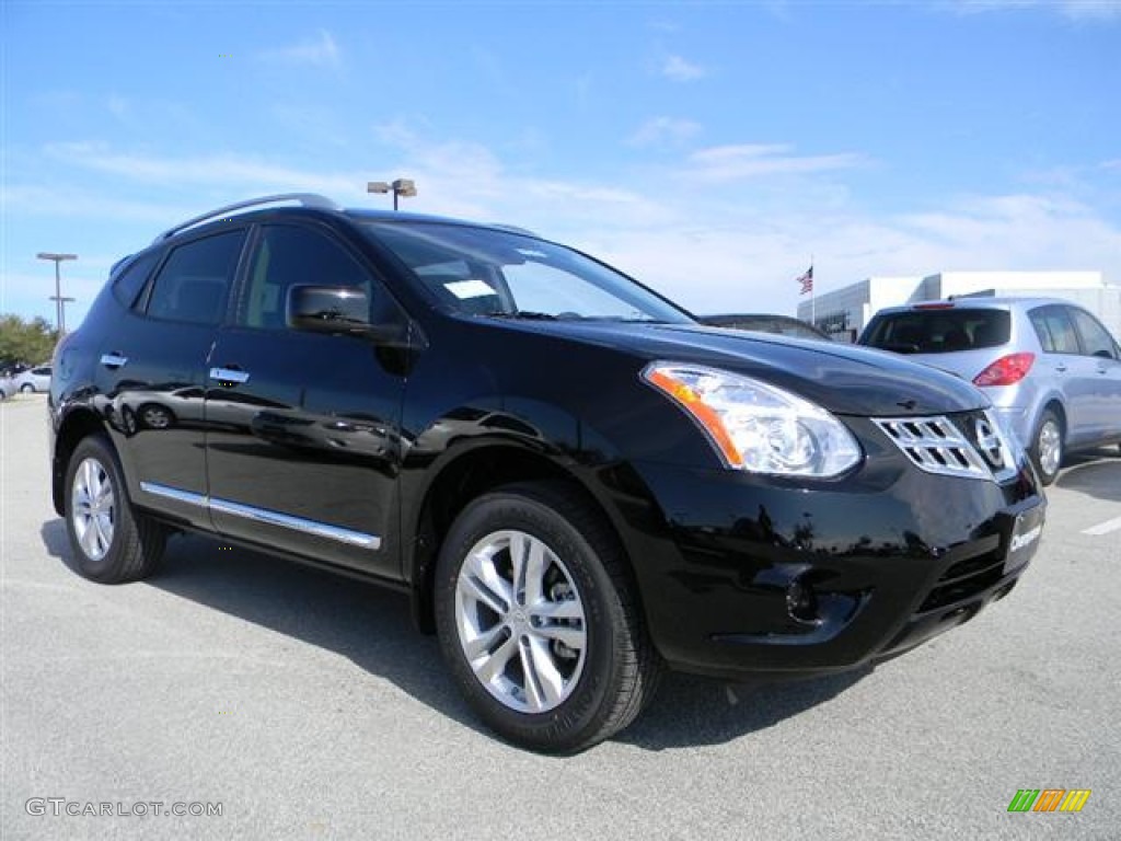 2012 Rogue SV - Super Black / Black photo #3