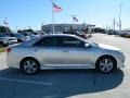 Classic Silver Metallic - Camry SE Photo No. 4