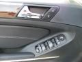 Black - GL 450 4Matic Photo No. 17