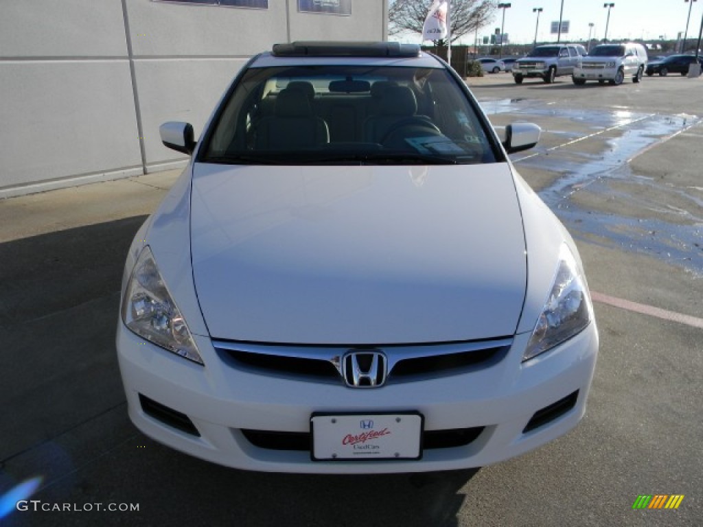 2007 Accord EX-L V6 Sedan - Taffeta White / Ivory photo #2