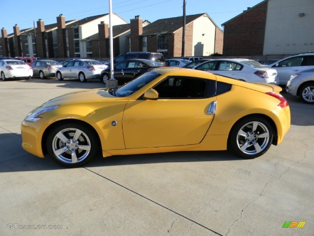 Chicane Yellow 2009 Nissan 370Z Coupe Exterior Photo #59370288