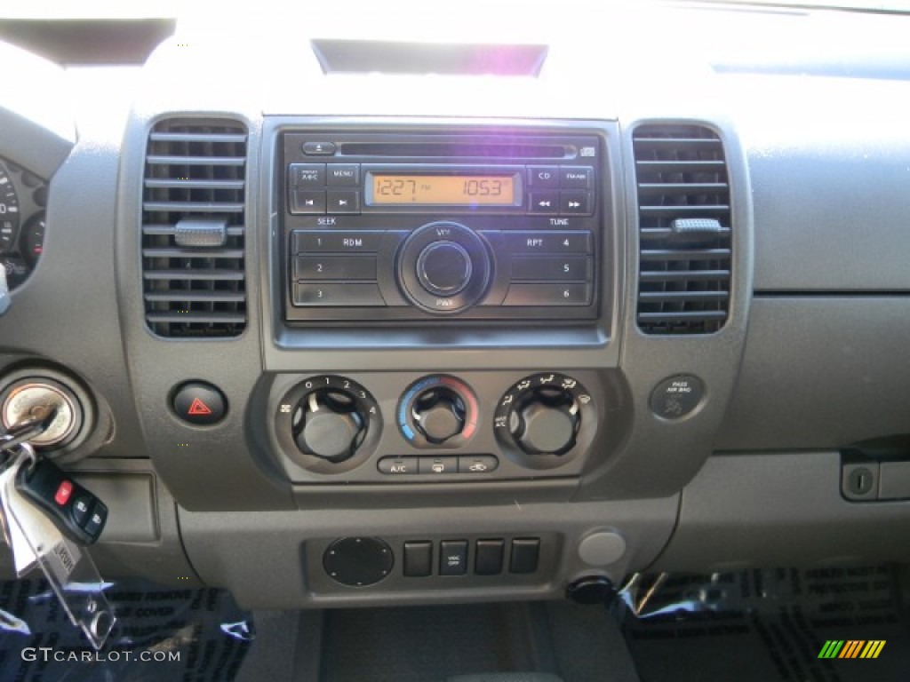2008 Xterra X - Red Brawn / Graphite photo #12