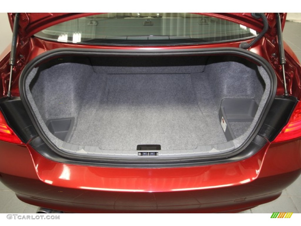 2011 BMW 3 Series 328i Sedan Trunk Photo #59379440