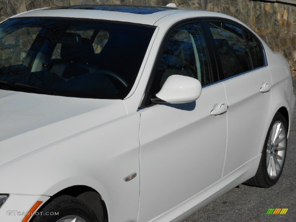 2009 3 Series 335d Sedan - Alpine White / Black photo #15