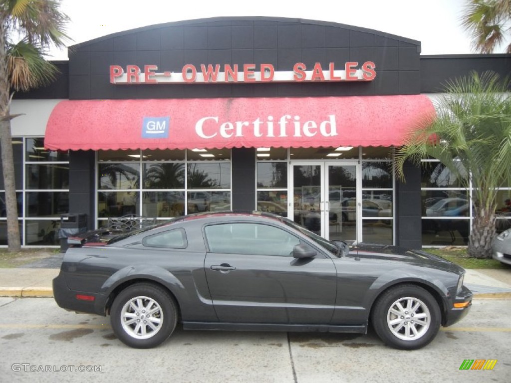 2007 Mustang V6 Deluxe Coupe - Alloy Metallic / Dark Charcoal photo #1