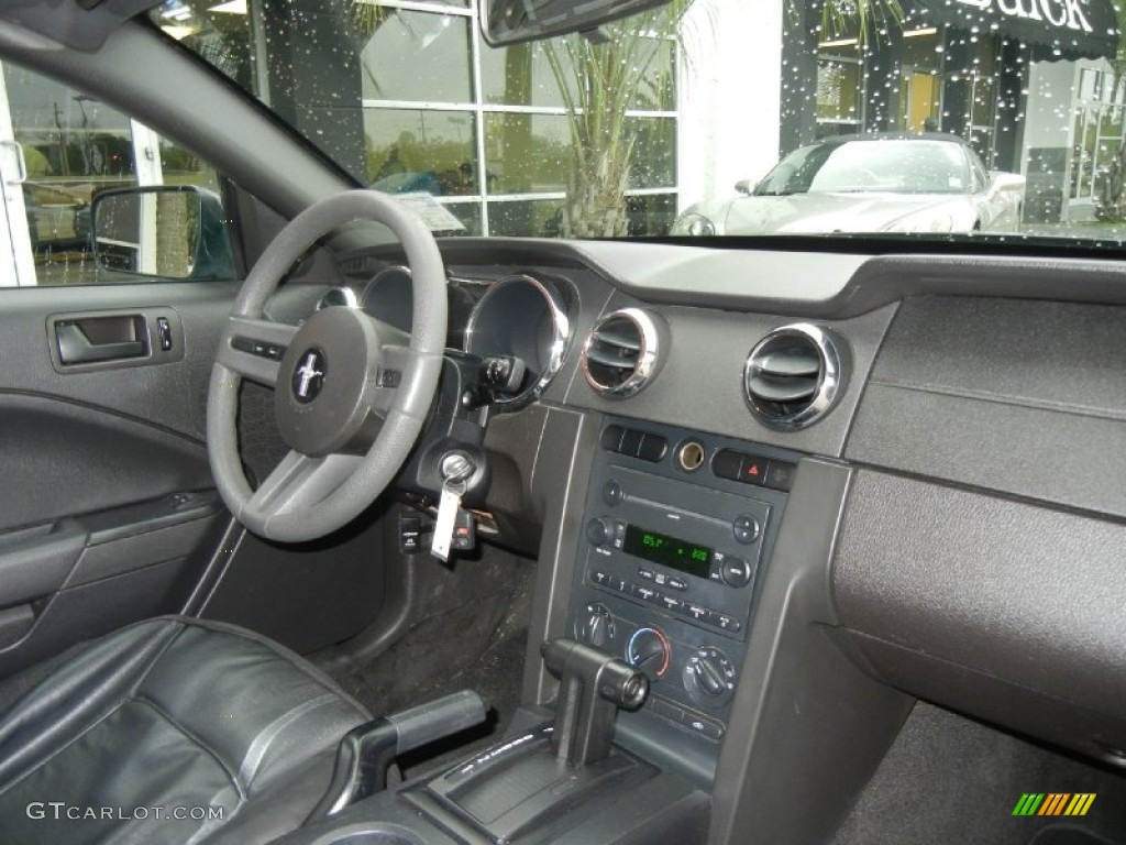 2007 Mustang V6 Deluxe Coupe - Alloy Metallic / Dark Charcoal photo #6