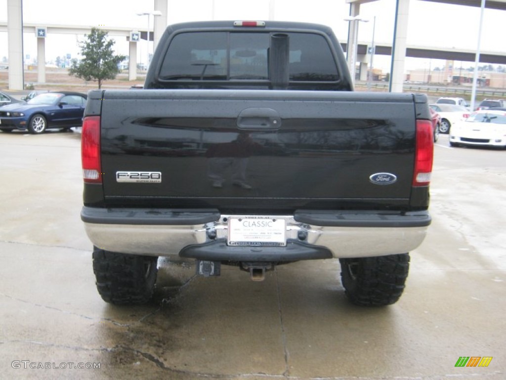 2005 F250 Super Duty Lariat FX4 Crew Cab 4x4 - Black / Tan photo #4