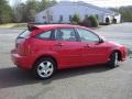 Infra-Red - Focus ZX5 SES Hatchback Photo No. 4