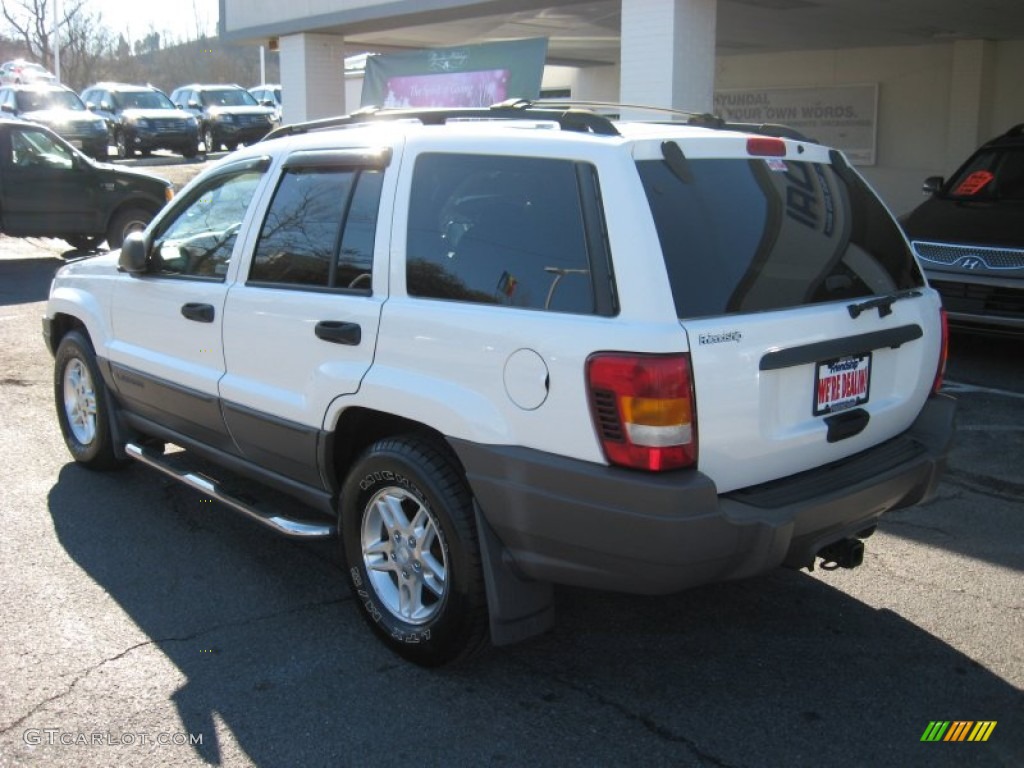 2003 Grand Cherokee Laredo 4x4 - Stone White / Dark Slate Gray photo #8