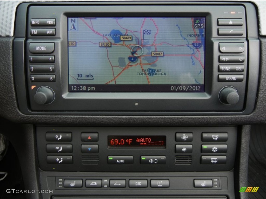 2006 BMW 3 Series 330i Convertible Navigation Photos
