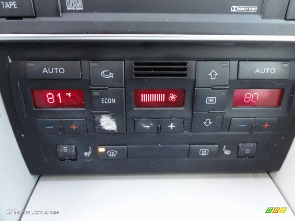 2003 Audi A4 1.8T quattro Avant Controls Photo #59391119