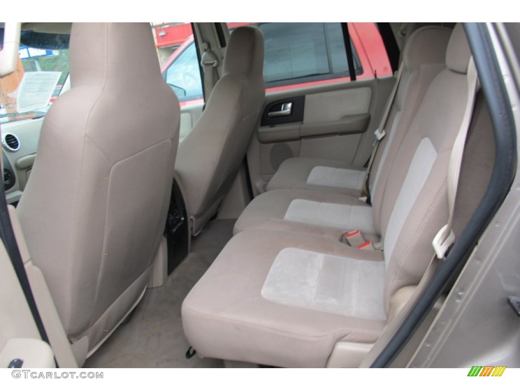 2003 Expedition XLT 4x4 - Arizona Beige Metallic / Medium Parchment photo #8