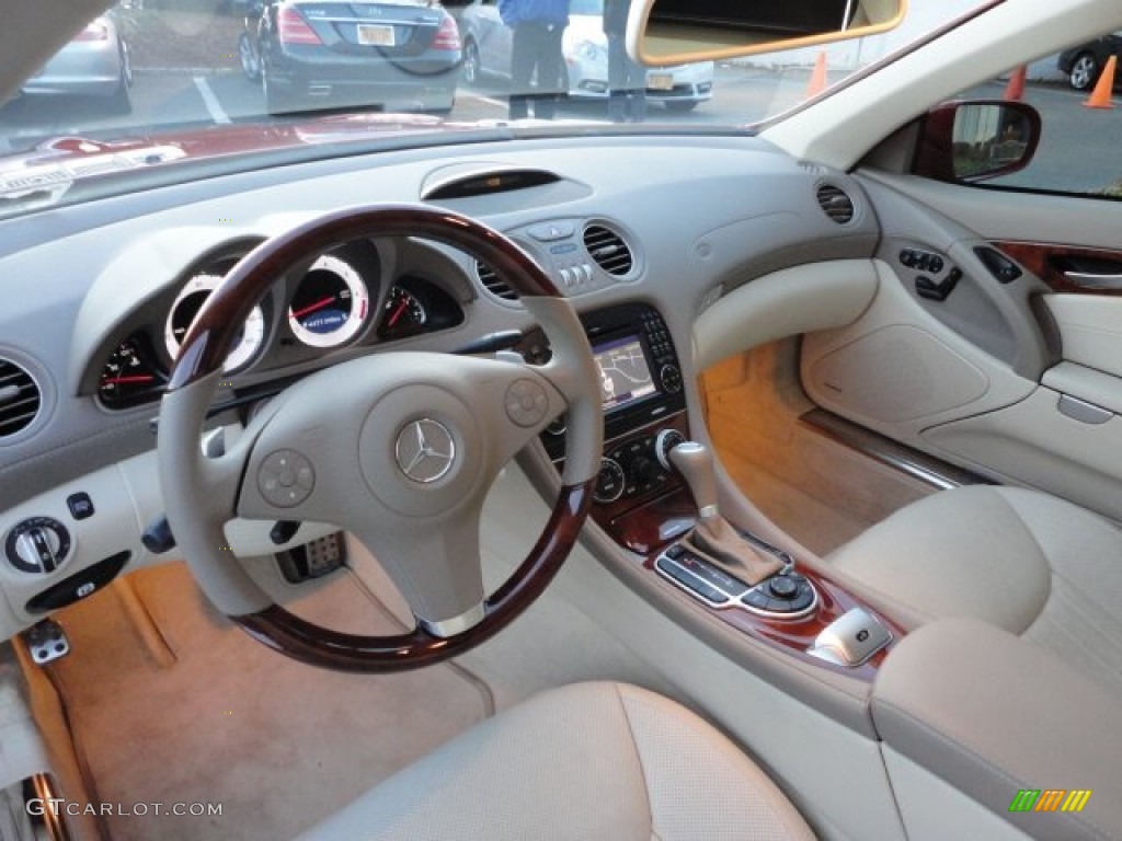 Stone Interior 2009 Mercedes-Benz SL 550 Roadster Photo #59393732