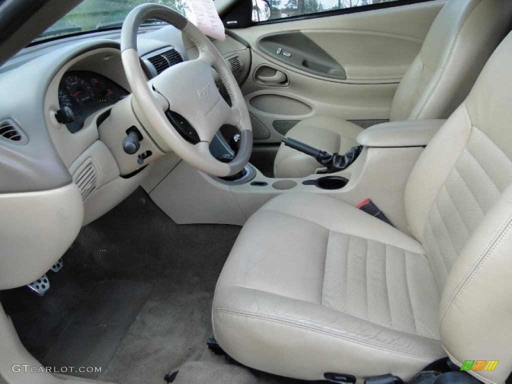 Medium Parchment Interior 2004 Ford Mustang GT Coupe Photo #59396648